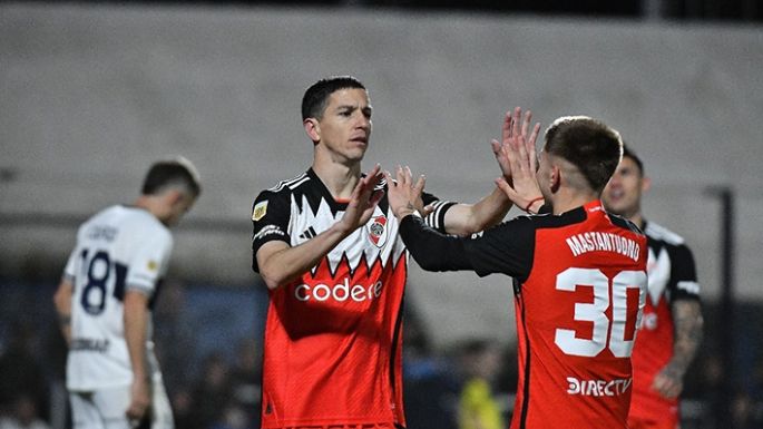 Otro empate de River