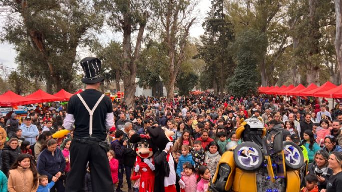 Niños y niñas festejan su día en el Parque Hipólito Yrigoyen