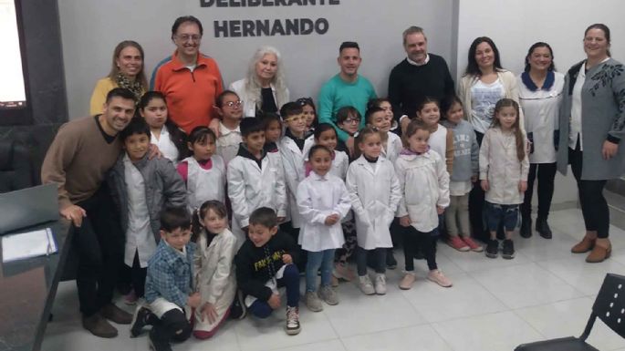 La escuela tiene fecha propia