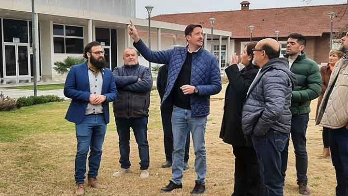 Desde Córdoba, vinieron a revisar cuestiones edilicias
