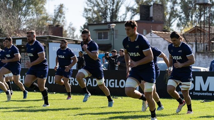 Eduardo Bello estará entre los suplentes ante Australia