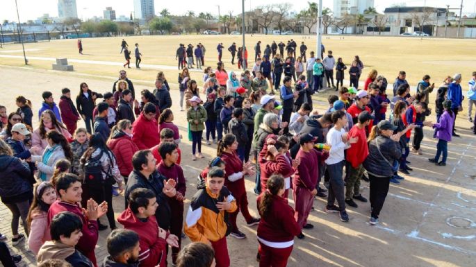 Más de 100 alumnos participaron de una jornada de deporte adaptado