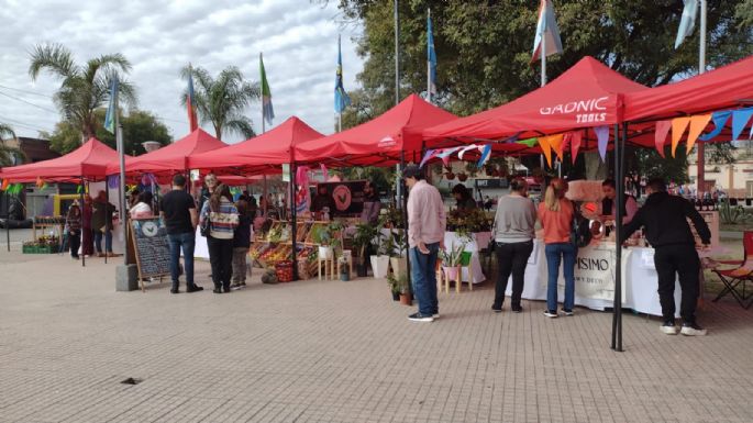 Comenzó el Festival ¡Vibra! con feria, música, motos, food trucks y más