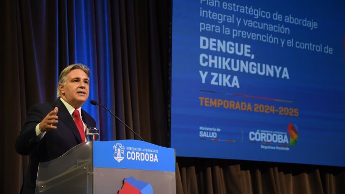 Llaryora anunció la compra de 150 mil vacunas contra el dengue