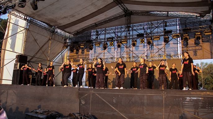 Todos bailando