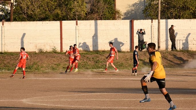 Todo lo que desperdició uno lo aprovechó el otro