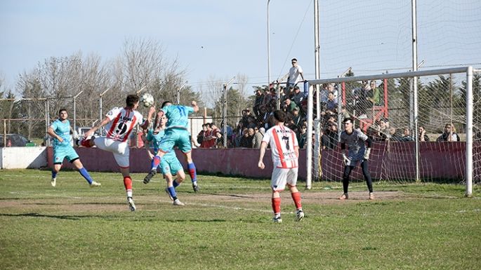 El Fortinero usó la cabeza