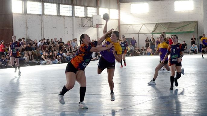 Reparto de triunfos en el clásico