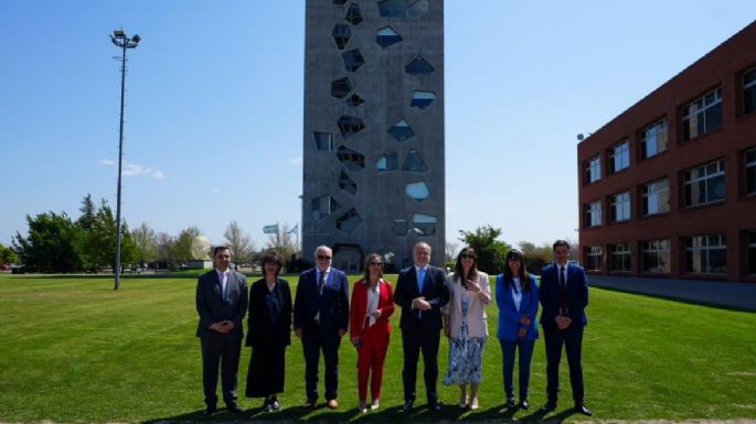 Firmaron el convenio para la construcción del Campus universitario en el PILT