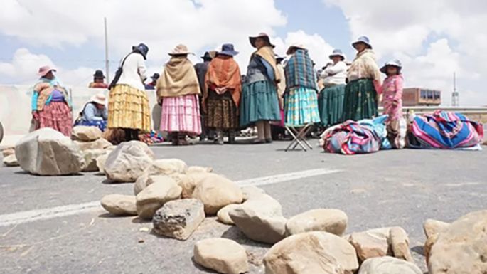 Semana de bloqueos de rutas en Bolivia