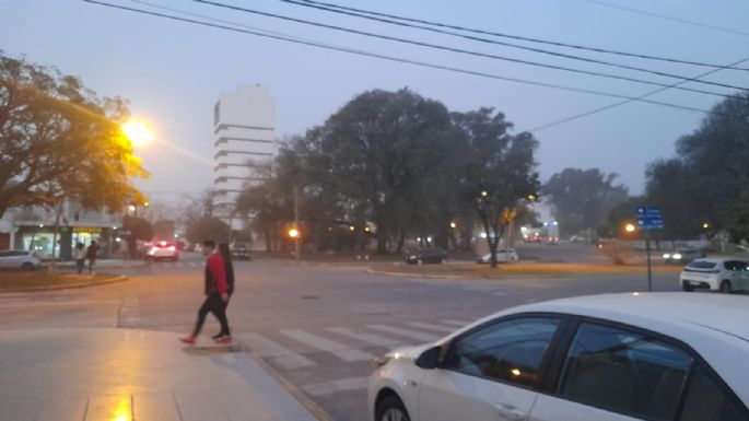 ¿Qué es lo que cubrió el cielo de la ciudad esta tarde?