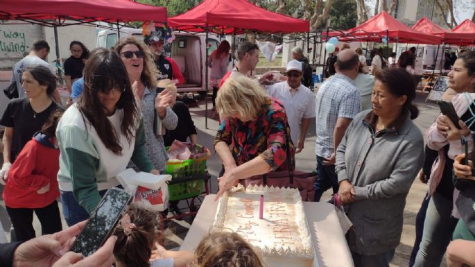 La Feria Franca celebró 6 años de vida, con torta, música, productos y "eco canje"