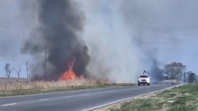 Corte en la ruta 4 por un incendio