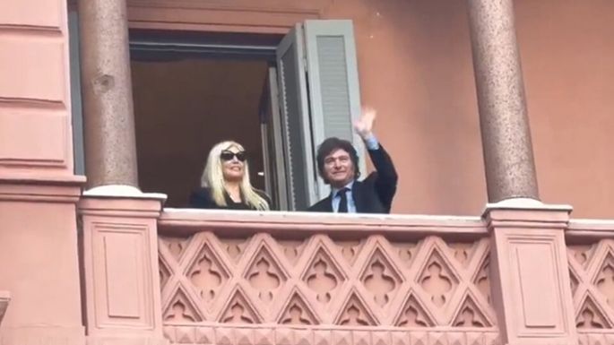 Mientras tanto, Milei, con Susana