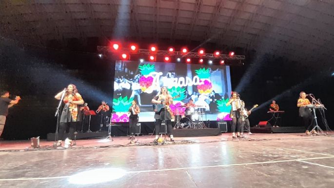 Celebran el aniversario de la ciudad en el Anfiteatro