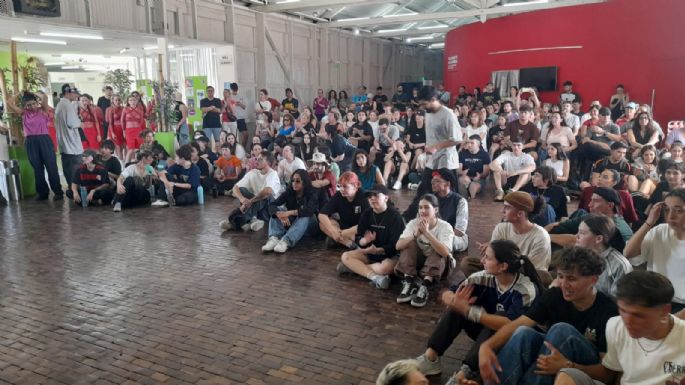 Hubo batalla de danza freestyle en el Leonardo Favio