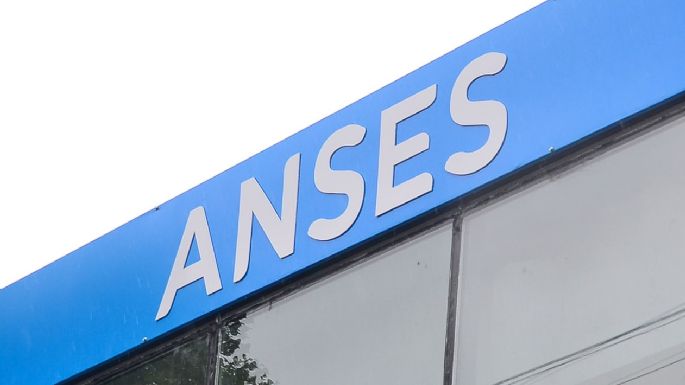 Anunciaron aumentos en la AUH y la Tarjeta Alimentar