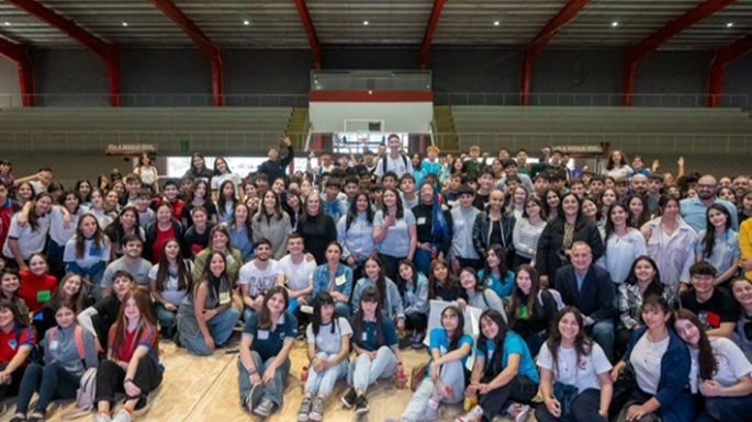 Debatieron los más jóvenes