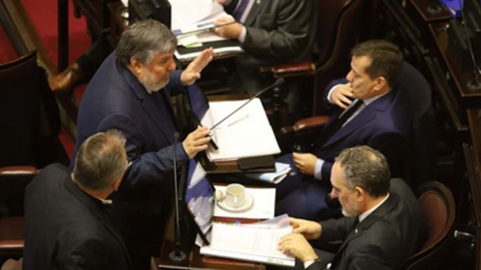 La semana que viene vuelven a debatir el DNU de la SIDE  y fondos a universidades