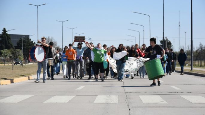 Realizaron un "Ruidazo" por el tratamiento de la Ley de Financiamiento Universitario