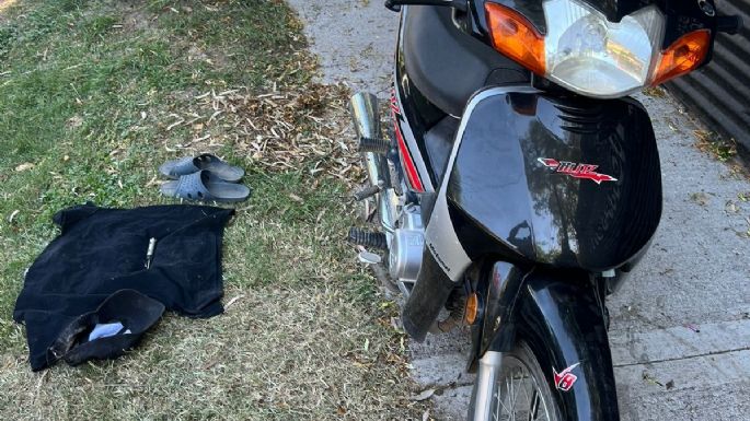 Robaron una moto afuera de un gimnasio y los detuvieron
