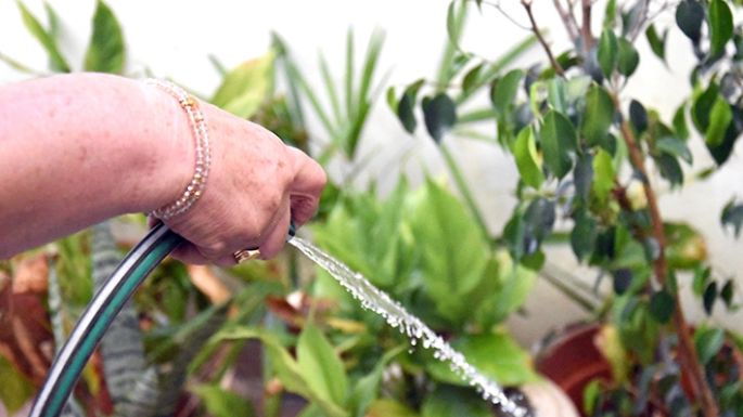 Por el calor, se registró un consumo récord de agua