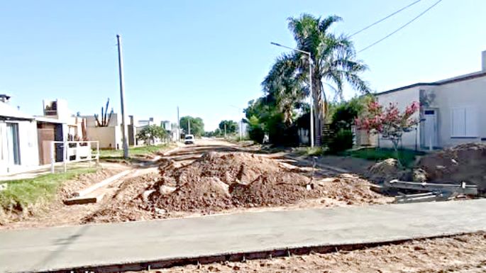 Realizan trabajos viales