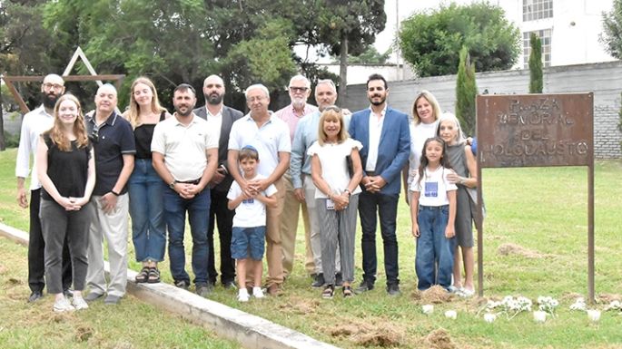 Evocaron a víctimas del Holocausto