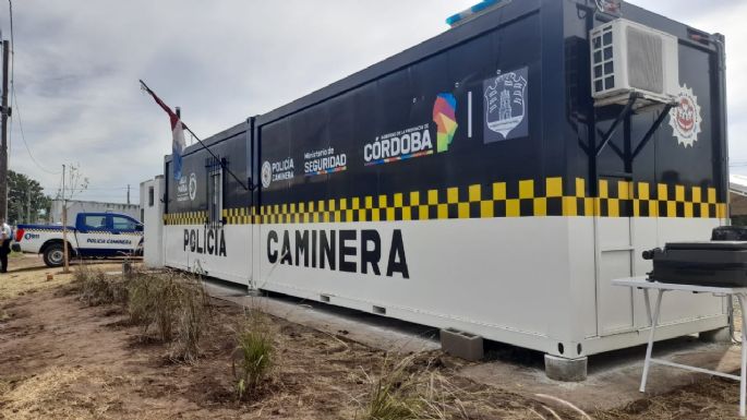 Inauguraron dos estaciones policiales junto al ministro Quinteros
