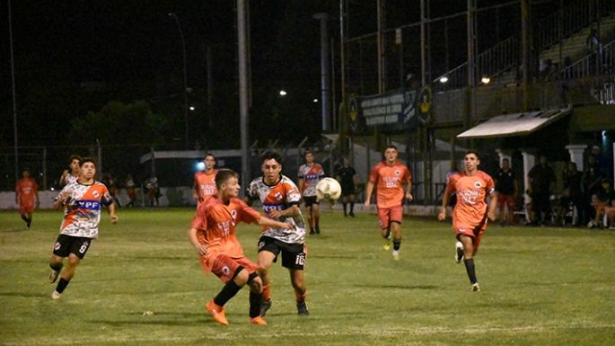 Juventud festejó ante River Los Algarrobos