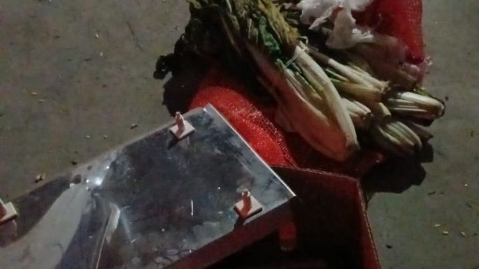 Lo agarraron tras robarse una balanza y mercadería de una verdulería