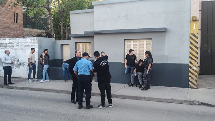 Mató a su madre de 34 puñaladas