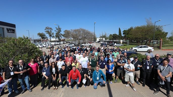 Con radioaficionados de todo el país