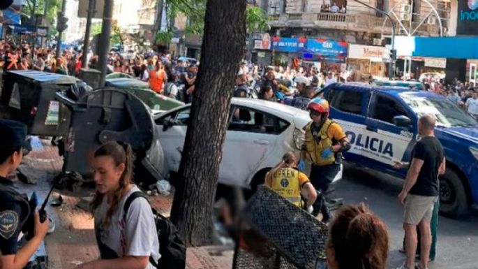 Un auto atropelló a varias personas en pleno centro de Córdoba