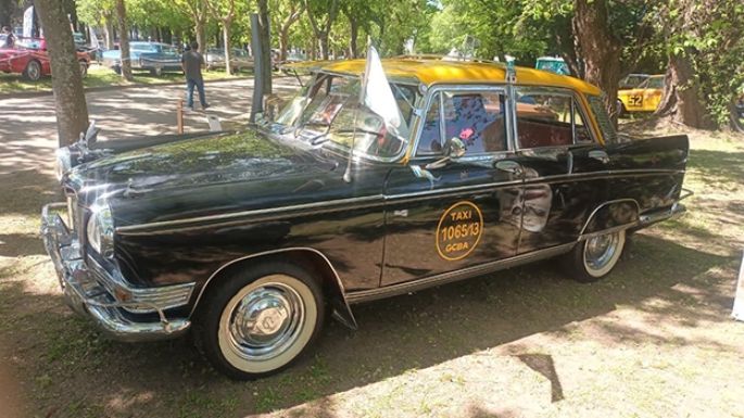 El taxi más famoso de la televisión es local y fue furor en San Isidro