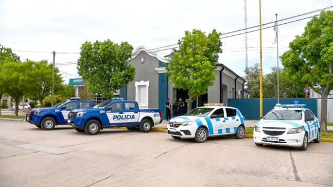 Nueva camioneta para la Policía