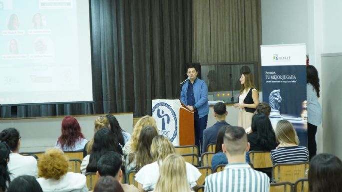 "El aprendizaje no puede pensarse sin el sentir, sin la historia de cada sujeto"