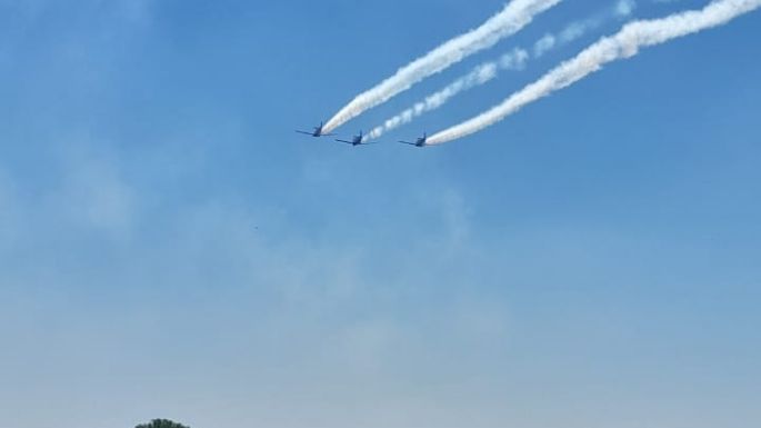 El Festival Aeronáutico vivió una jornada a pleno y continúa este domingo