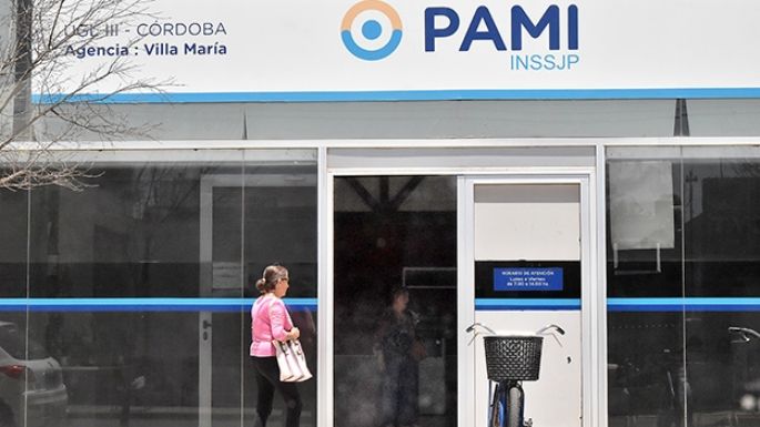 Denuncian maltrato del PAMI