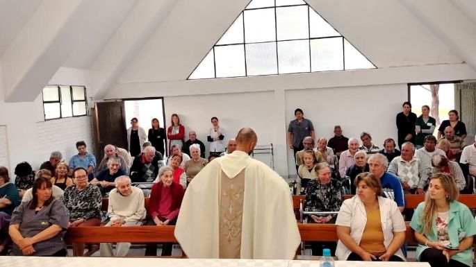 Reinauguraron la capilla municipal del Hogar de Ancianos