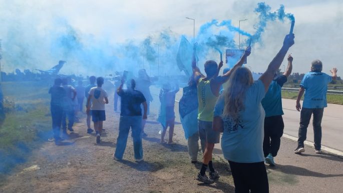 Hinchas villamarienses alentaron a Belgrano rumbo a la semifinal