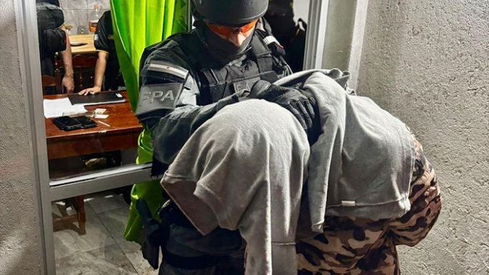 Tres detenidos por venta de cocaína en Ballesteros