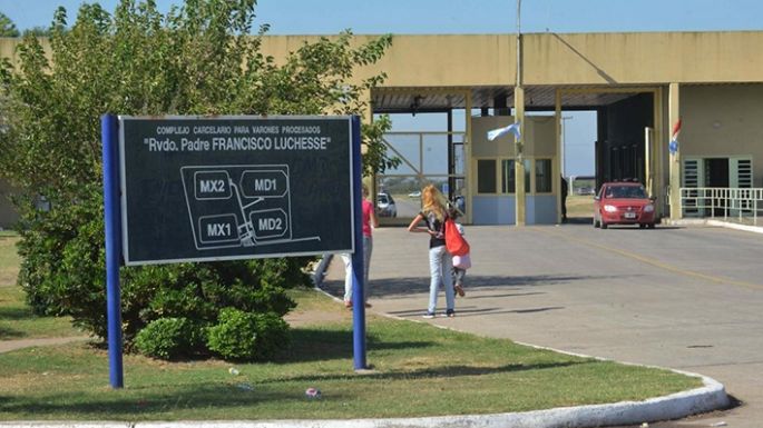 Agentes penitenciarias detenidas por violenta agresión a interna trans