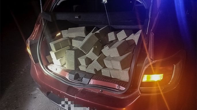 Arrestados por robar adoquines