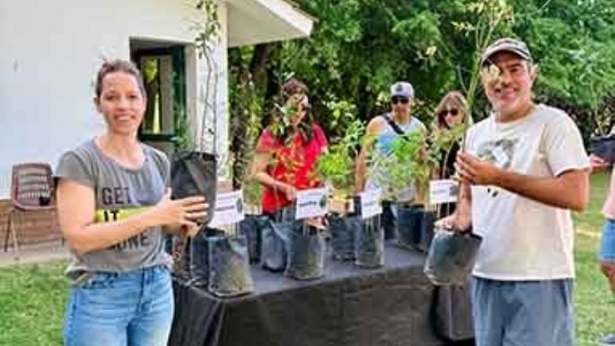 Llevaron adelante una jornada de reforestación