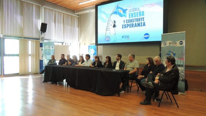 Los gremios docentes anunciaron un nuevo paro nacional