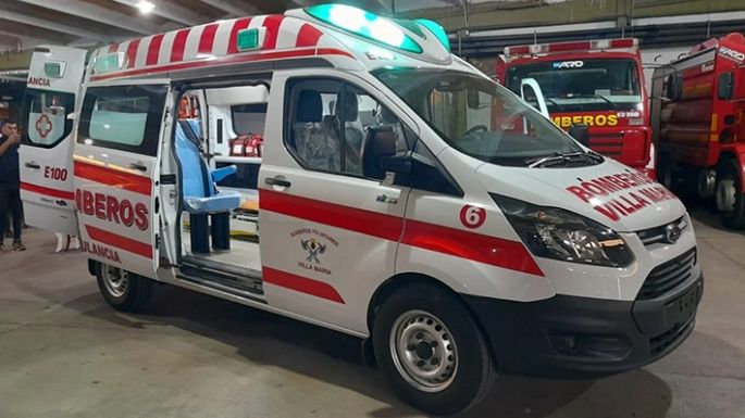 Nene de 4 años al Pasteur tras caer de una moto con su familia