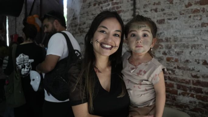 Cientos de niños y familias celebraron Halloween en la Tecnoteca