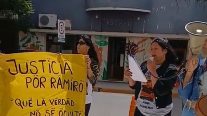 La madre de Ramiro pide justicia y se pregunta si tendrá que encadenarse
