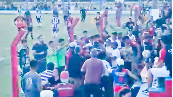 Pérdida de partido y despedida del Santo